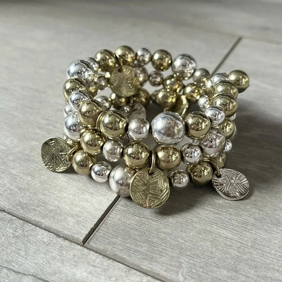 Jewelry - Memory Wire  Bracelet Gold & Silver Coin